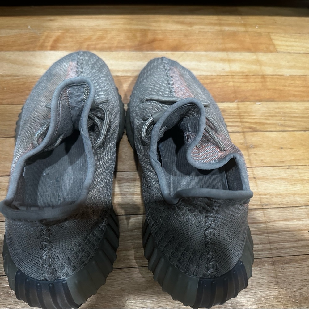 Adidas Yeezy Boost 350
Sand Taupe color
Men’s Size 8 - Picture 3 of 6